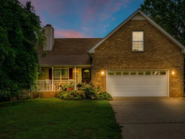 157 Baggett Ln, Dickson, TN 37055