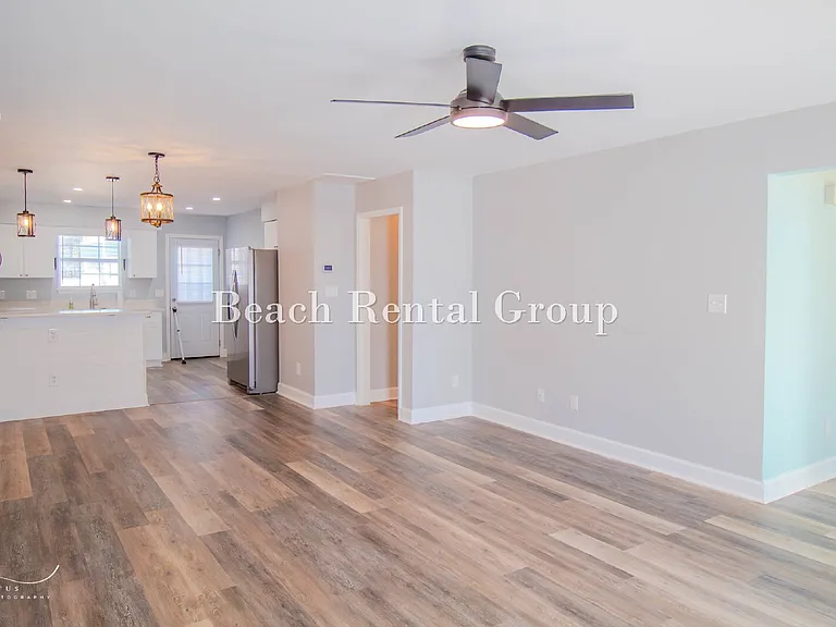 4271 Park Way Ln — Photo 3