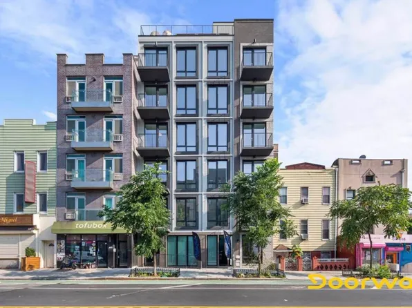 630 Grand Street image 6 of 15