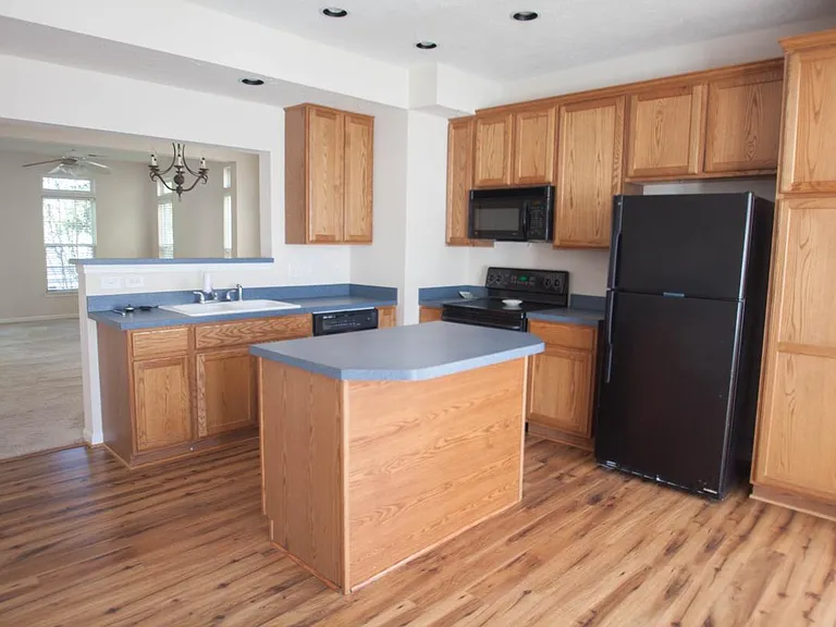 7734 Porter House Dr — Photo 3