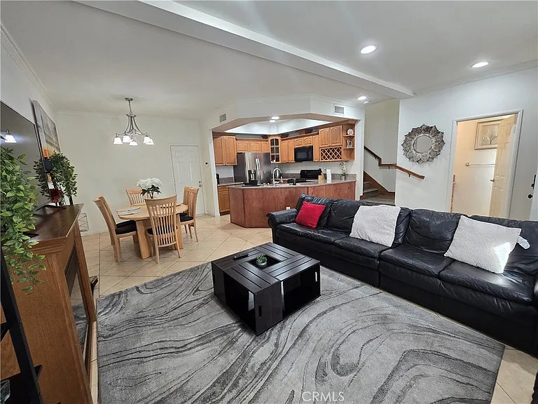 8026 Telegraph Rd — Photo 6