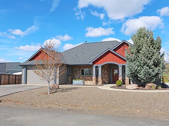 2nd image of 2278 Golf Ln