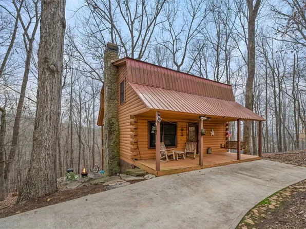 105 N Arrowhead Dr, Westminster, SC 29693