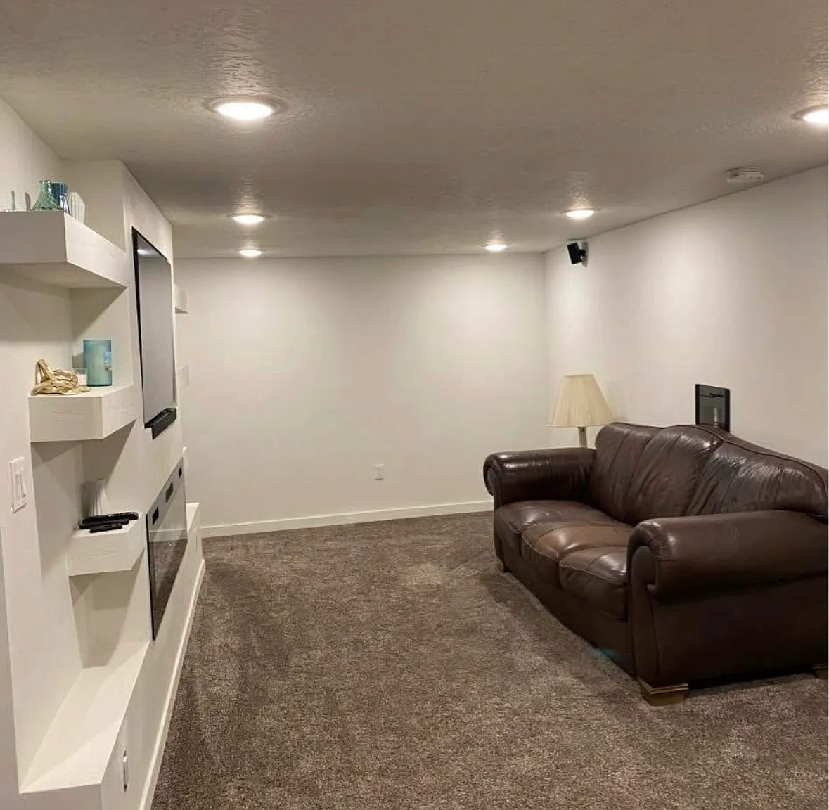 2 bed, 1200 sqft, $1,350 — Photo 2