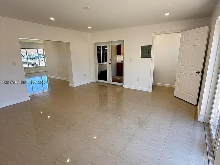 4172 NW 201st St — Photo 5