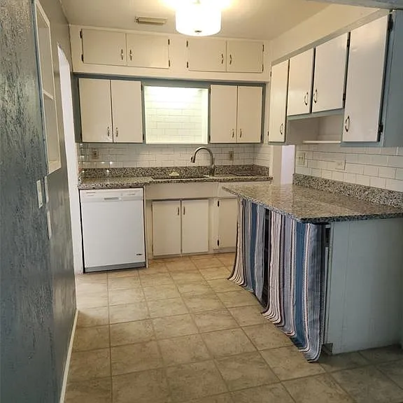 13406 Boca Ciega Ave #4 — Photo 3