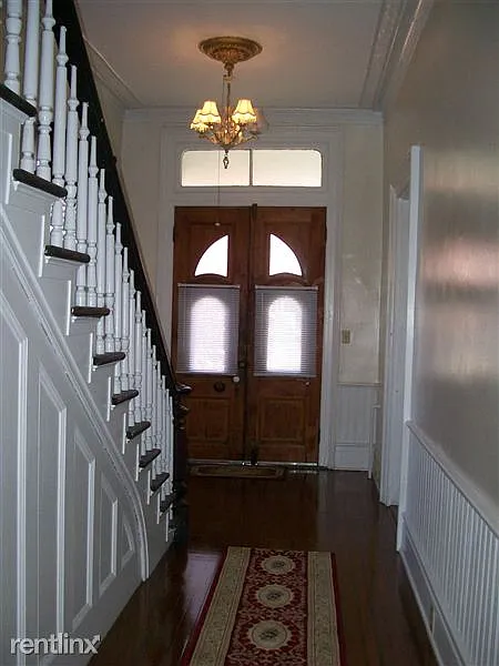 houses 587