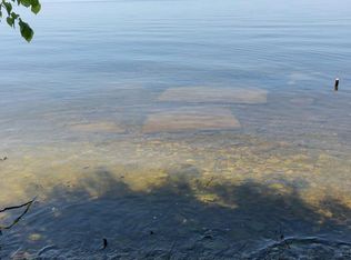 1319 N Bay Shore Rd, Brussels, WI 54204