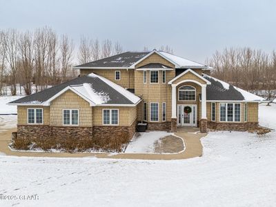 1069 Robin Rd NE, Grand Forks, ND, 58201