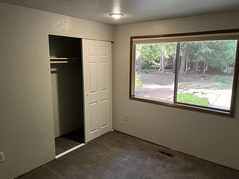 7410 Lazy South Ln NE — Photo 29