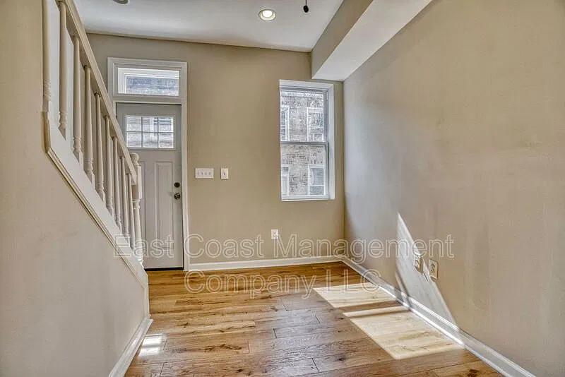 2 bed, 2.0 bath, $1,895 — Photo 3