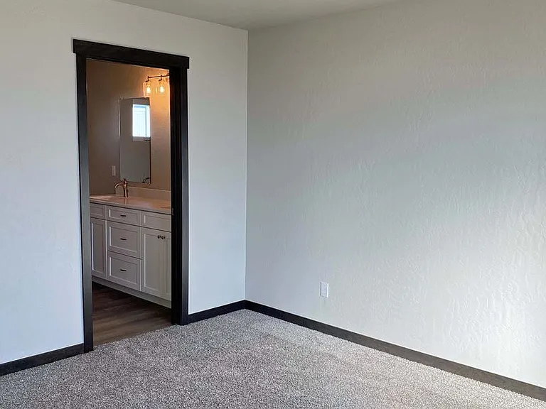 3879 N Abel Ln — Photo 13