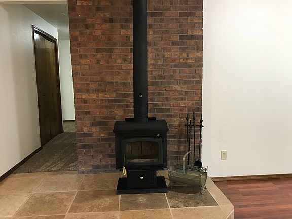 Wood burning stove
