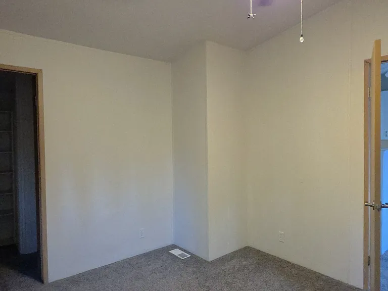 6445 N Dover Rd — Photo 17