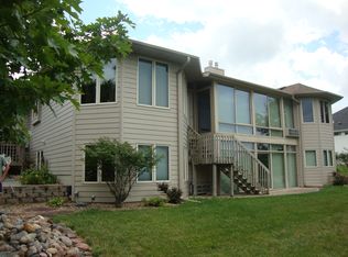 1180 Lakeshore Dr, Crete, NE 68333