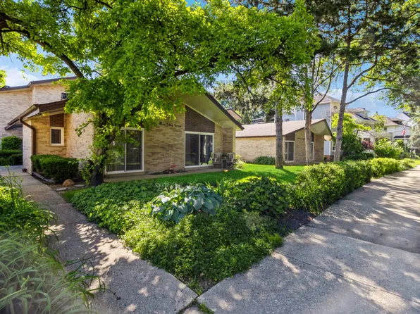 5967 N East Circle Ave APT 1C, Chicago, IL 60631