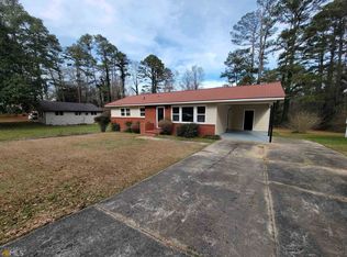 9 Willow Dr, Newnan, GA 30263