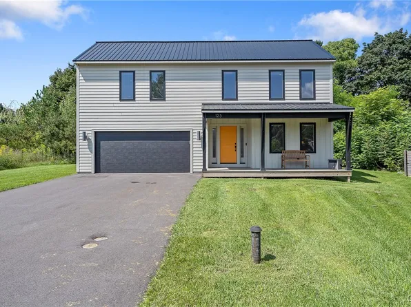 123 Xavier Cir, Syracuse, NY 13210