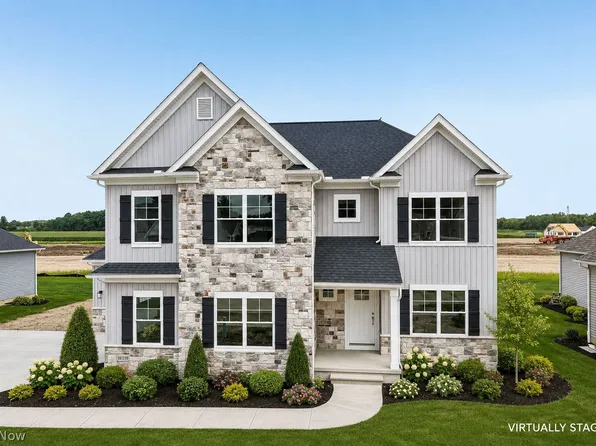 36338 W Shore Pkwy, North Ridgeville, OH 44039