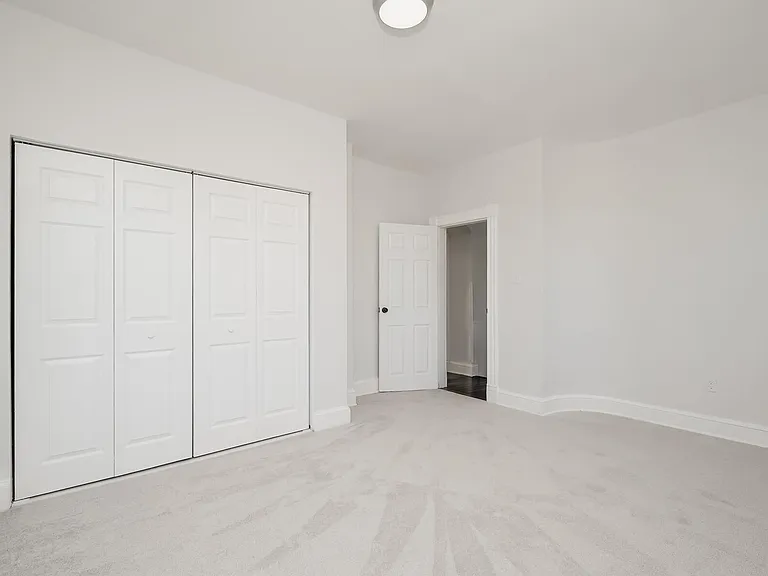 4201 E West Hwy — Photo 22