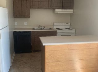 704 Dondee Dr APT 5, Manhattan, KS 66502
