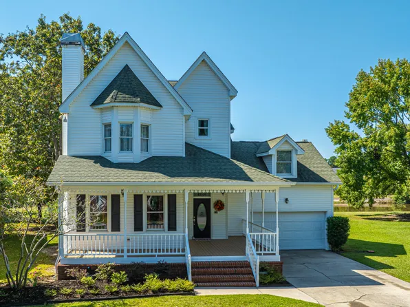 1327 Kingfisher Cir, Hanahan, SC 29410