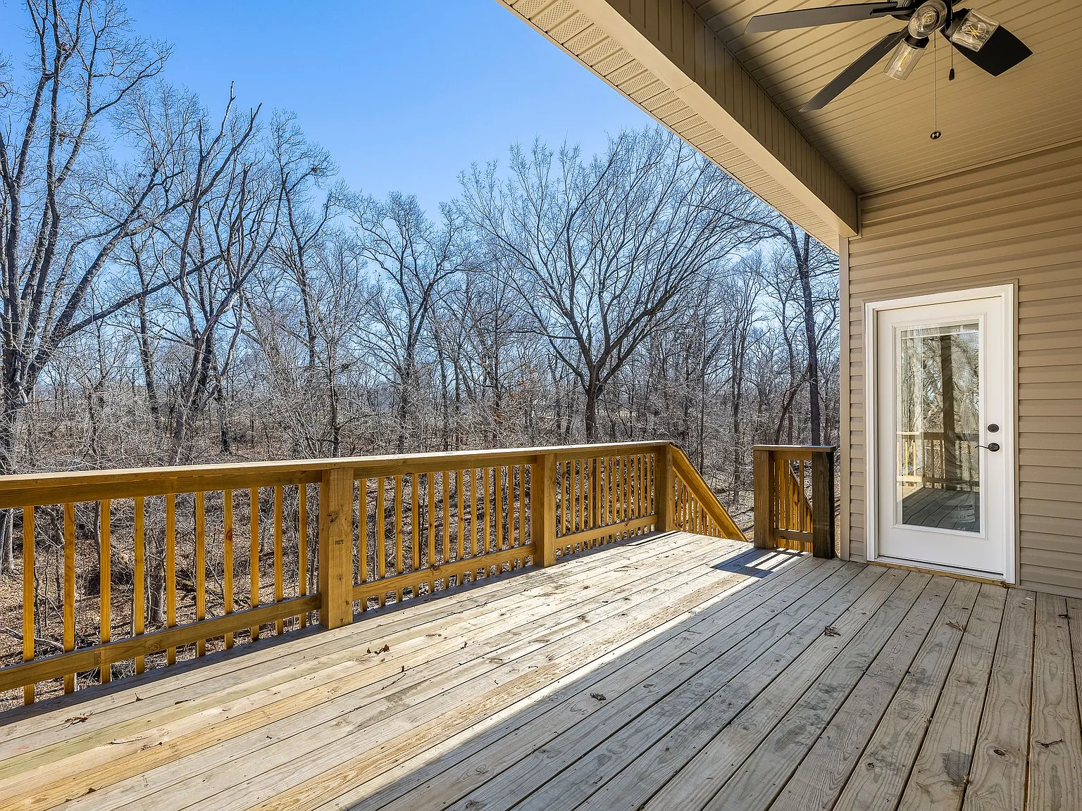 3 bed, 2.0 bath, 2126 sqft, $2,800 — Photo 3