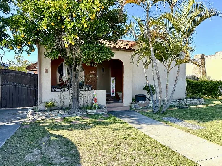6311 Heliotrope Ave — Photo 1