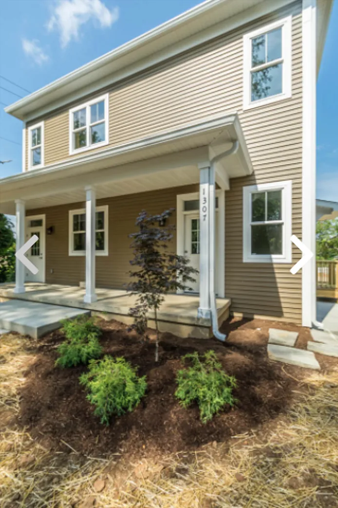 HUGE newly built 4 bed / 4.5 bath townhouse! — Photo 2