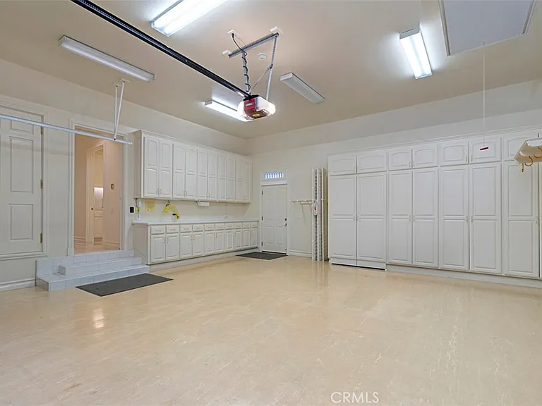 97 Ritz Cove Dr — Photo 35