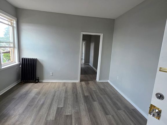 2nd image of 233 Littleton Ave #13