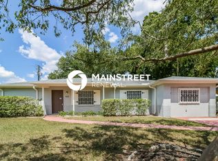 804 Greenbriar Dr, Brandon, FL 33511