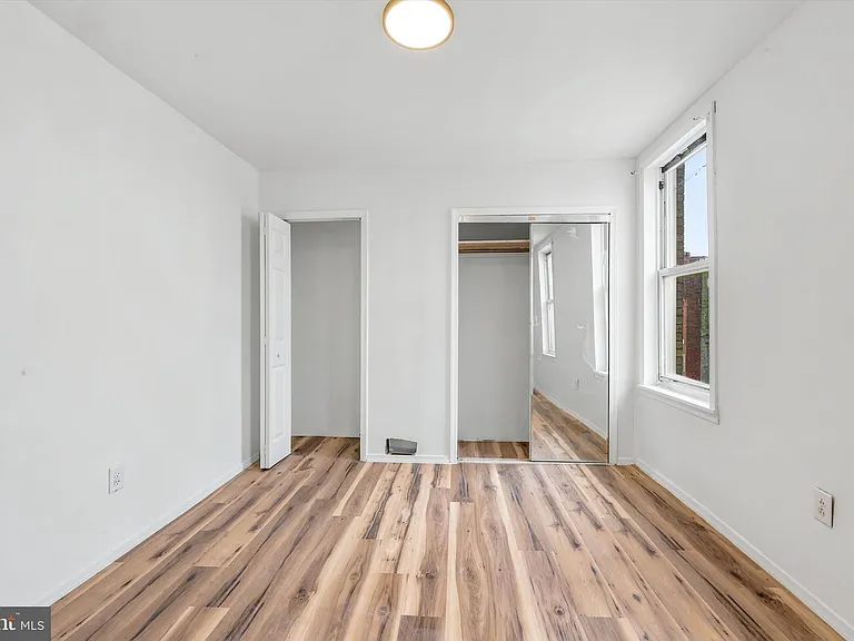 4223 N Hicks St — Photo 15