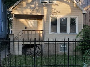 7032 S Rockwell St, Chicago, IL 60629