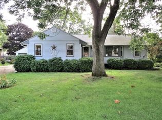 614 Institute Blvd, Dixon, IL 61021