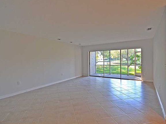 5th image of 3110 Ringwood Mdw #34