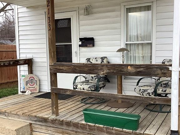 2nd image of 2133 Linden Ave