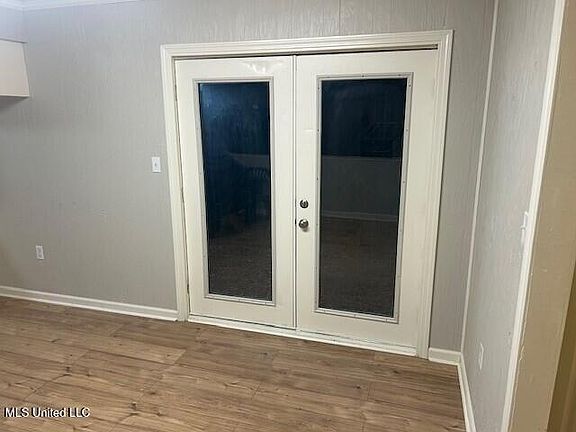 2nd image of 3339 Mound Rd NE