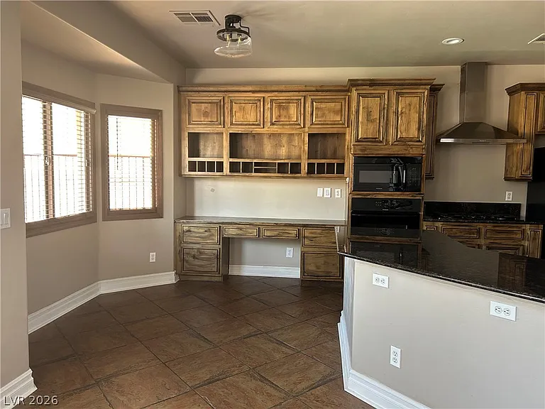 7612 Zermatt Ave — Photo 5
