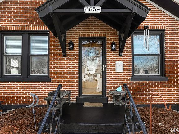 4th image of 6654 Fyler Ave