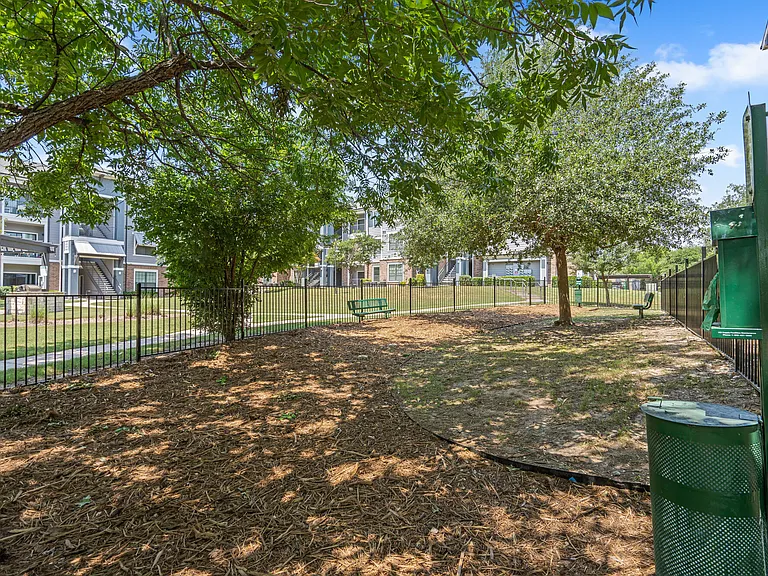The Oaks at Techridge — Photo 16