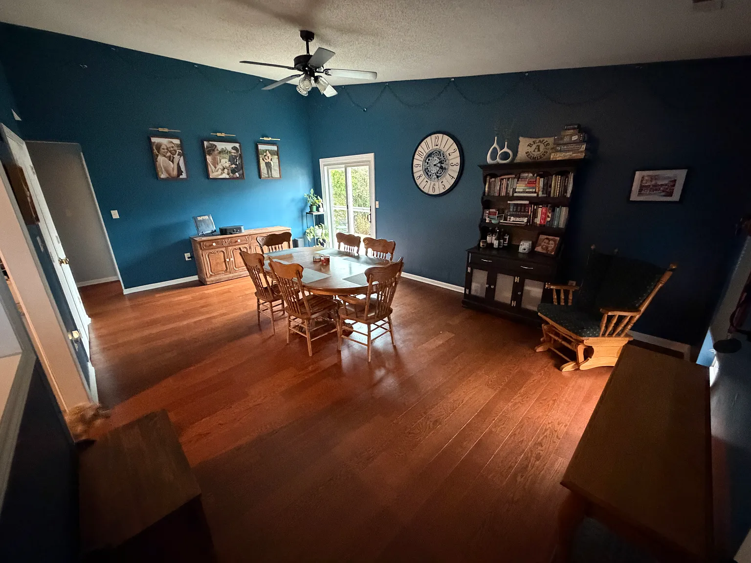 3 bed, 1482 sqft, $1,990 — Photo 2
