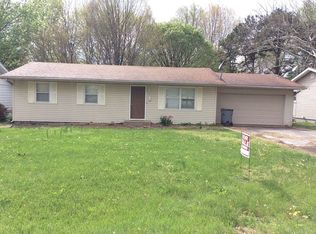 1025 S Bruce Ave, Springfield, MO 65804