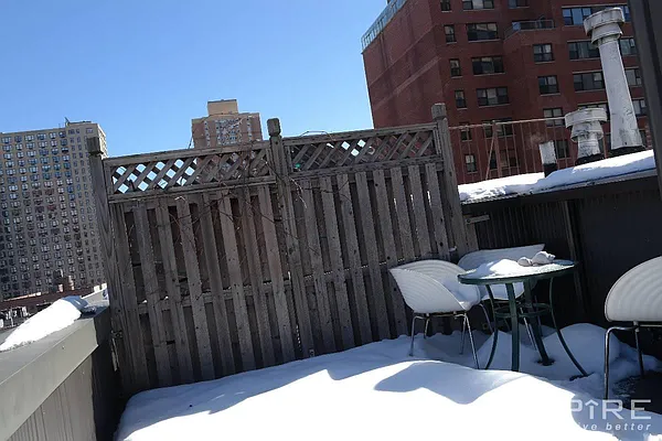 Rented by Spire Group | media 11