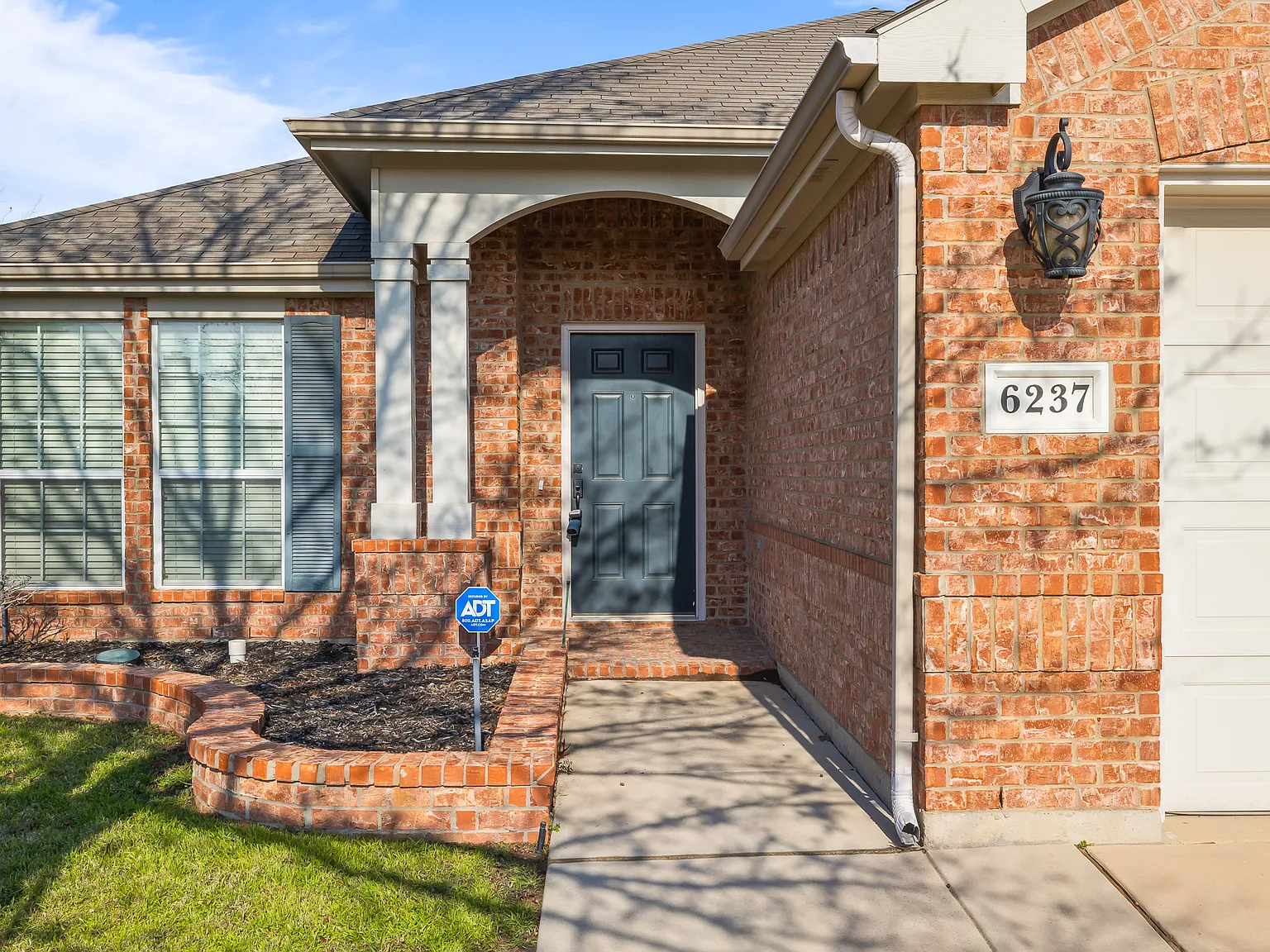 3 bed, 1751 sqft, $2,150 — Photo 4
