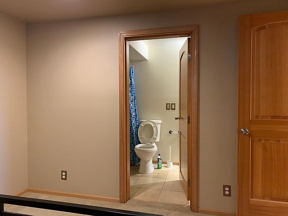 bedroom1 door to bathroom1