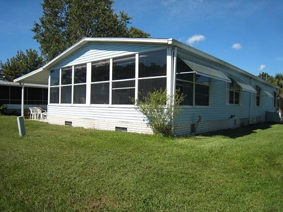 Windows Overlook Water!