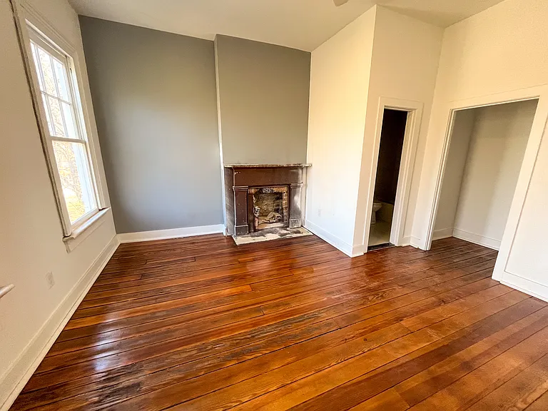 309 Hinton St — Photo 22