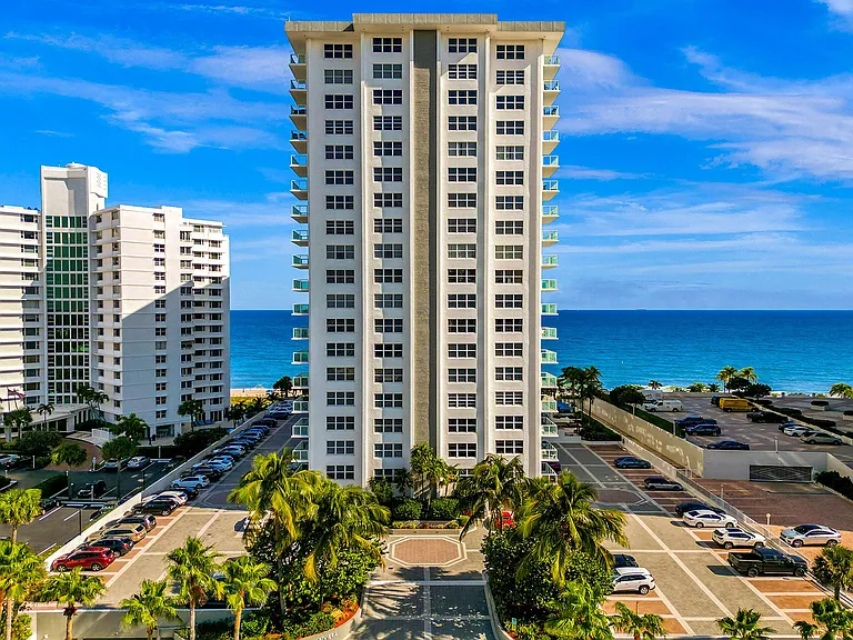 3550 Galt Ocean Dr #809 — Photo 21