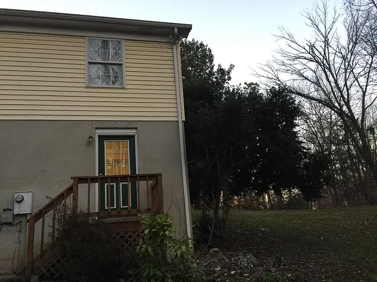 10114 Tyler Ct — Photo 9